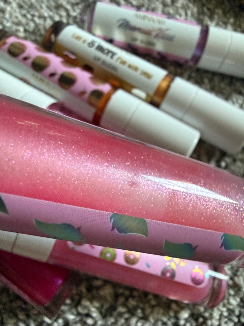 NEW!! Aminnah Lip Gloss brand new - choose from 11 varieties!! - Picture 11 of 15